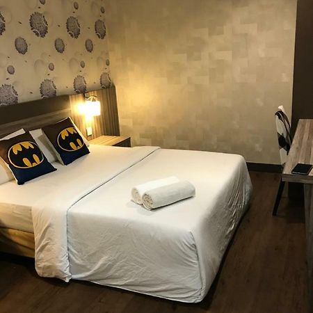 Victory Hotel Джохор-Бару Экстерьер фото