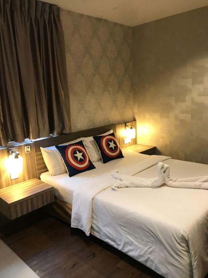 Victory Hotel Джохор-Бару Экстерьер фото