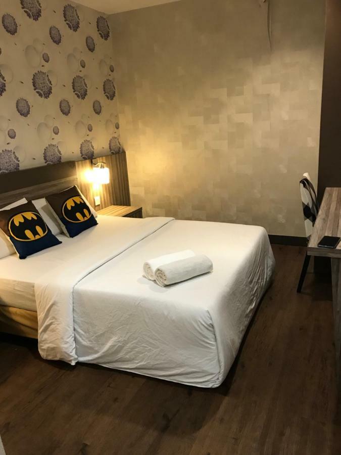 Victory Hotel Джохор-Бару Экстерьер фото