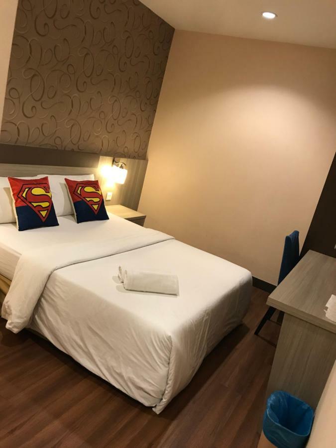 Victory Hotel Джохор-Бару Экстерьер фото